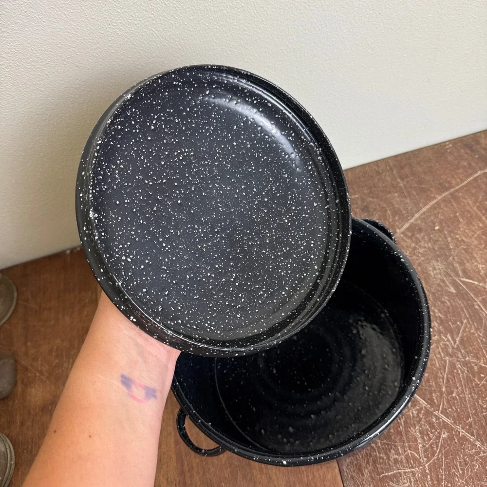 Vintage Black White Speckled Enamel Granite Ware Stock‎ Pot with lid